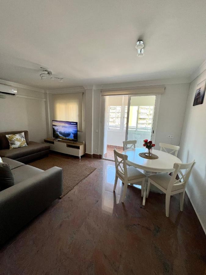 Apartamentos Prestige Suites Malaga II 外观 照片